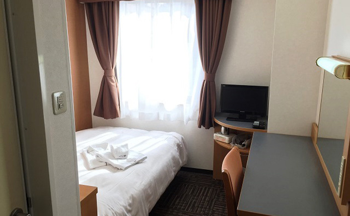 ��ʬ�Υڡ����ǲᤴ���륷�󥰥�åۥƥ��-1�������