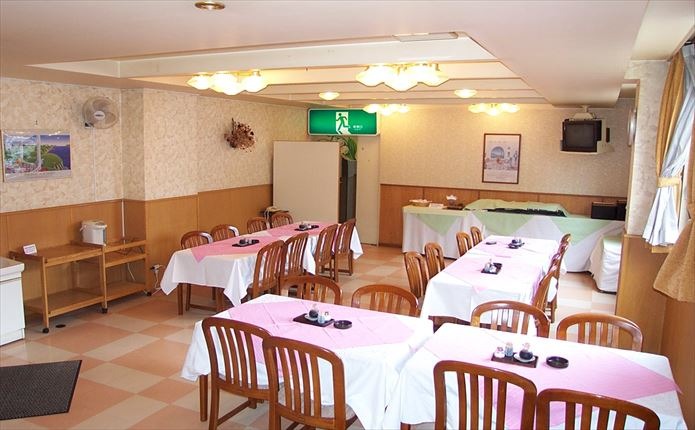 ��ʡ�業��å���ۥƥ�٥����˥󥰥롼��